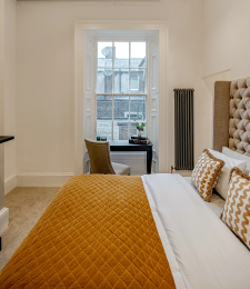 Victoria Place bed 2